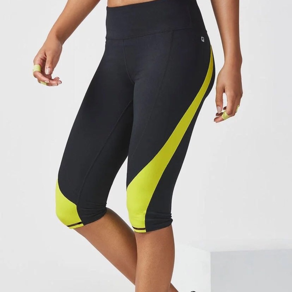 Fabletics Navassa Crop Legging